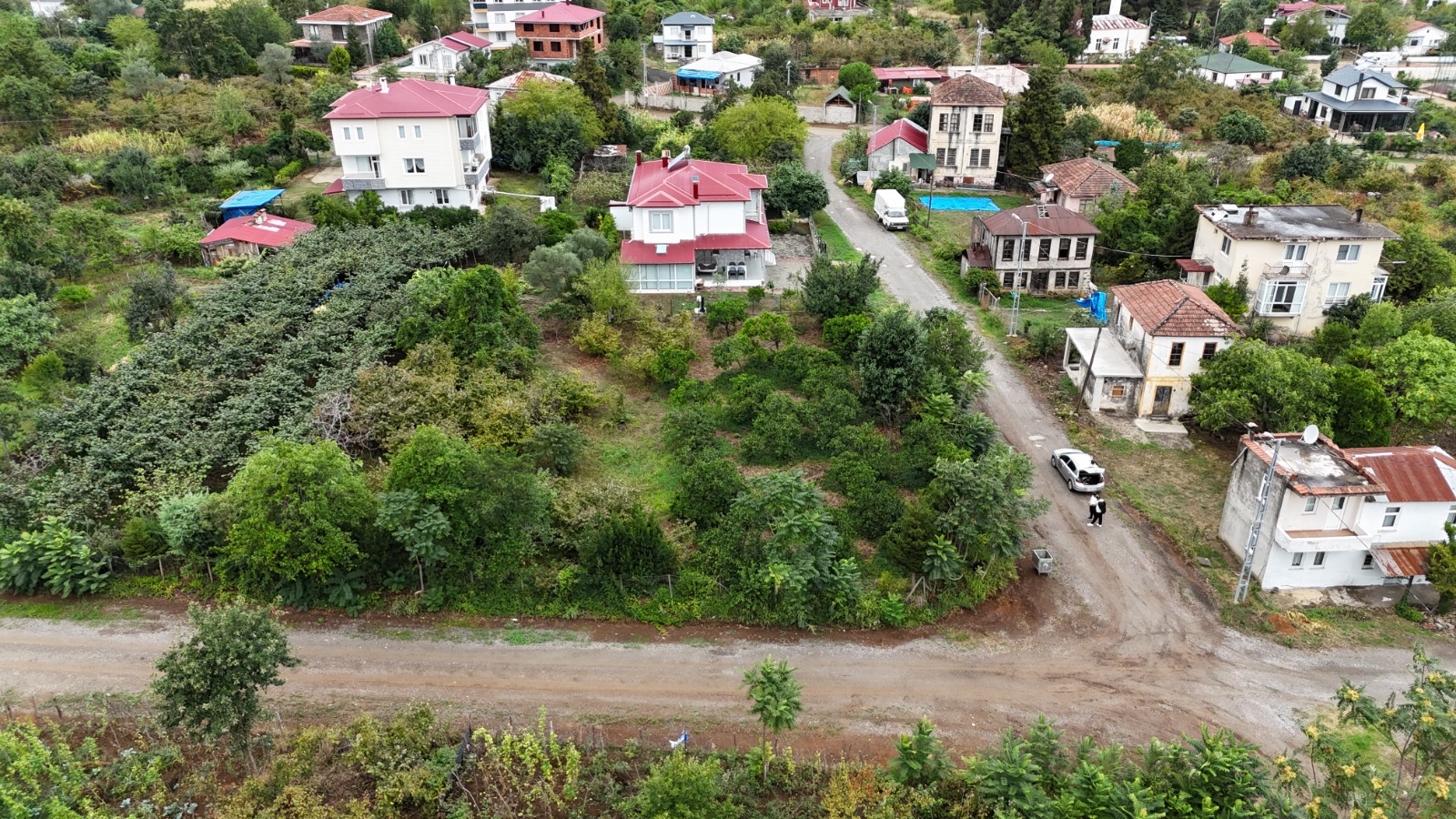 MABEL GAYRİMENKUL/BEŞİKDÜZÜ/ADACIK 4 KAT İMARLI VİLLALIK ARSA